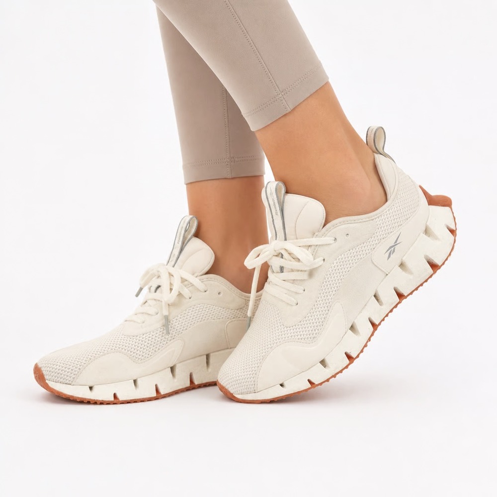 Reebok Zig Dynamica Cream Gum Running Shoes FX1103 Womens Size 9 Low Top Sneaker